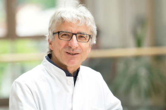 Dr. med. R. Sitzler